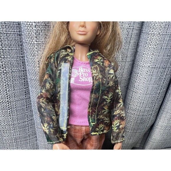 Bass Pro Shops Kelly Doll Fishing Bucket Pole Camping Treehouse Kids Toy Lot - Picture 15 of 16